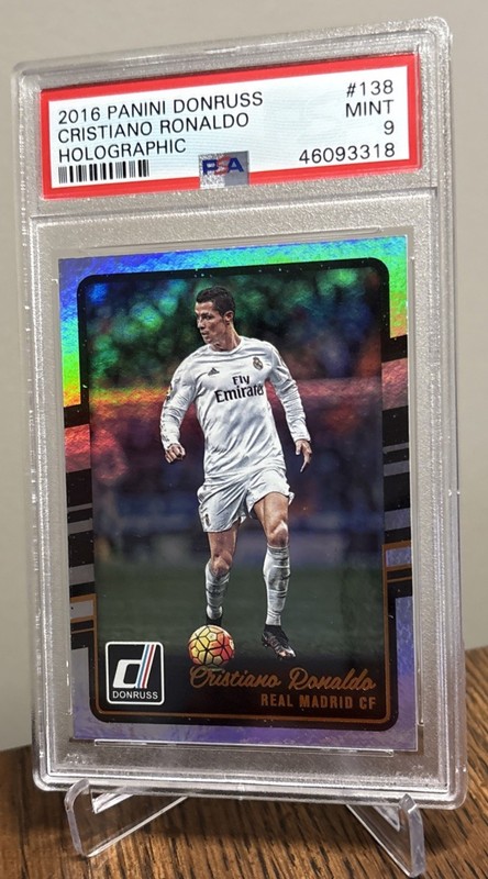 2016 Panini Donruss Cristiano Ronaldo #138 Holo PSA 9 MINT