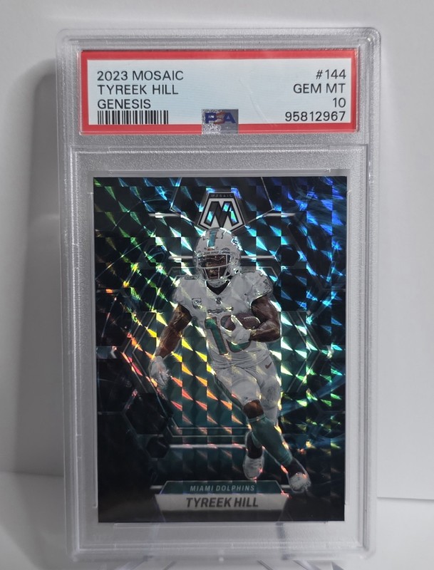 2023 Panini Mosaic - Tyreek Hill #144 Genesis Mosaic Prizm CASE HIT! PSA 10