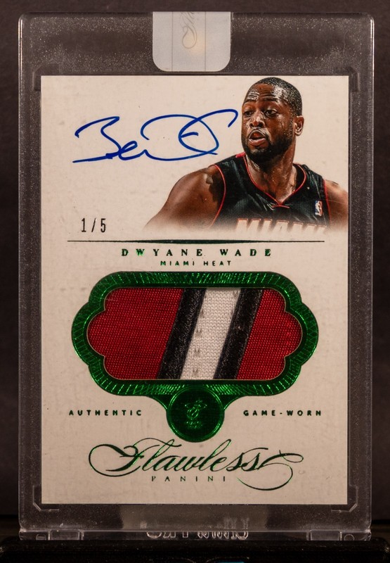 Dwyane Wade 2013-14 Panini Flawless Emerald GU JERSEY PATCH AUTO #D 1/5