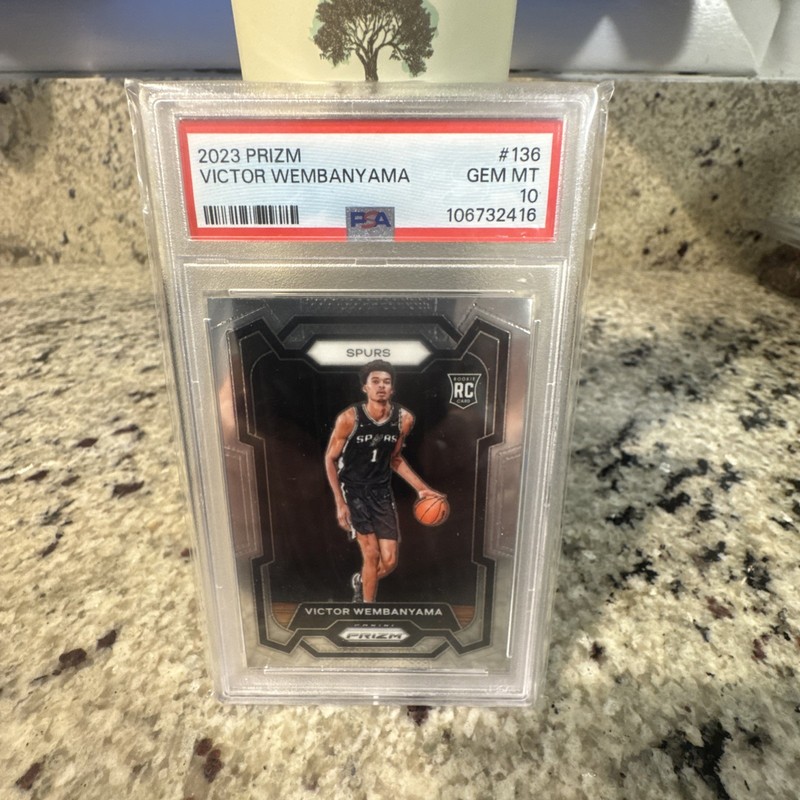 2023-24 Panini Prizm - Victor Wembanyama #136 (RC) Psa 10