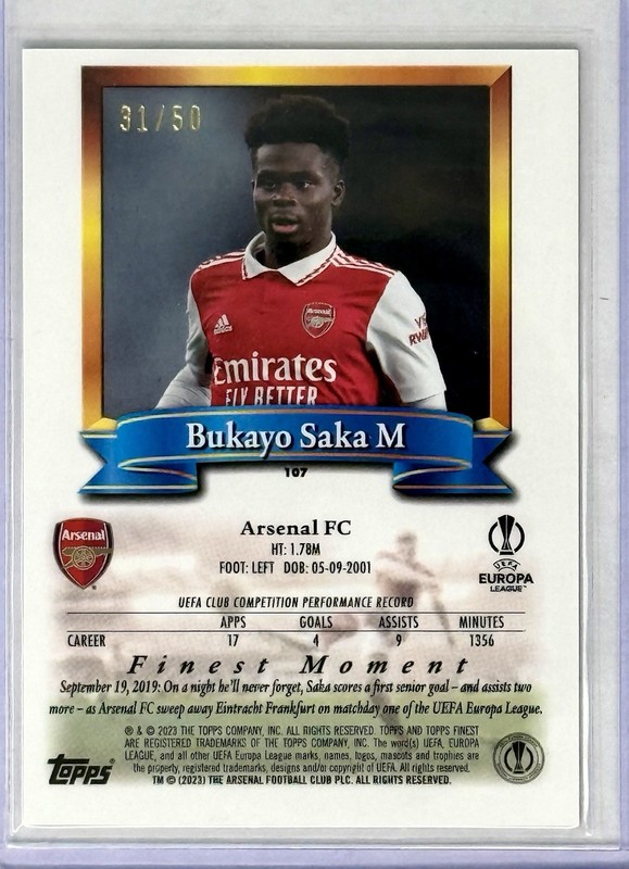 22-23 Topps Finest Flashbacks UEFA Europa League Bukayo Saka GOLD Refractor /50 view 2