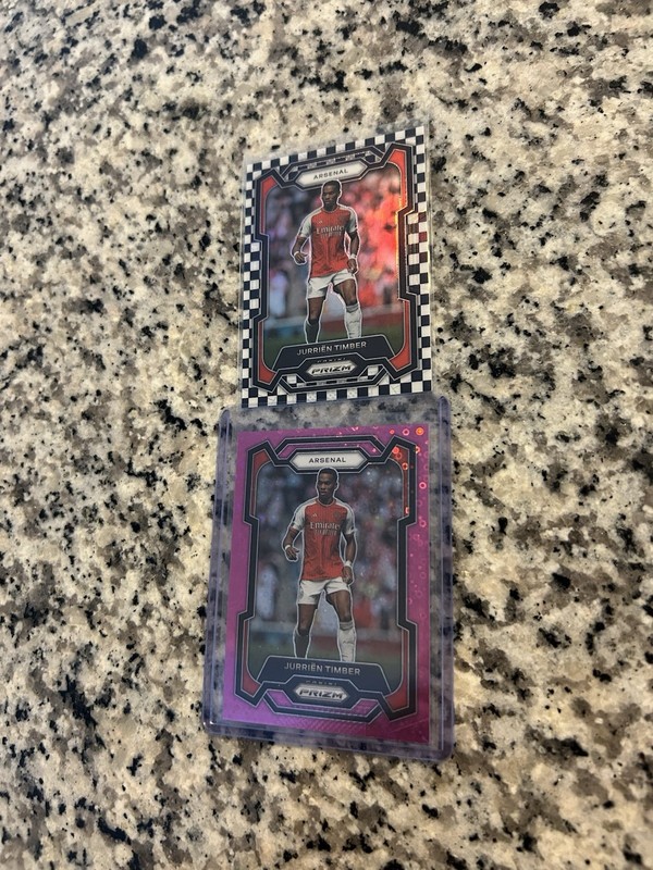 2023/24 Panini Prizm Pink Breakaway Checkerboard /149 Jurrien Timber Arsenal