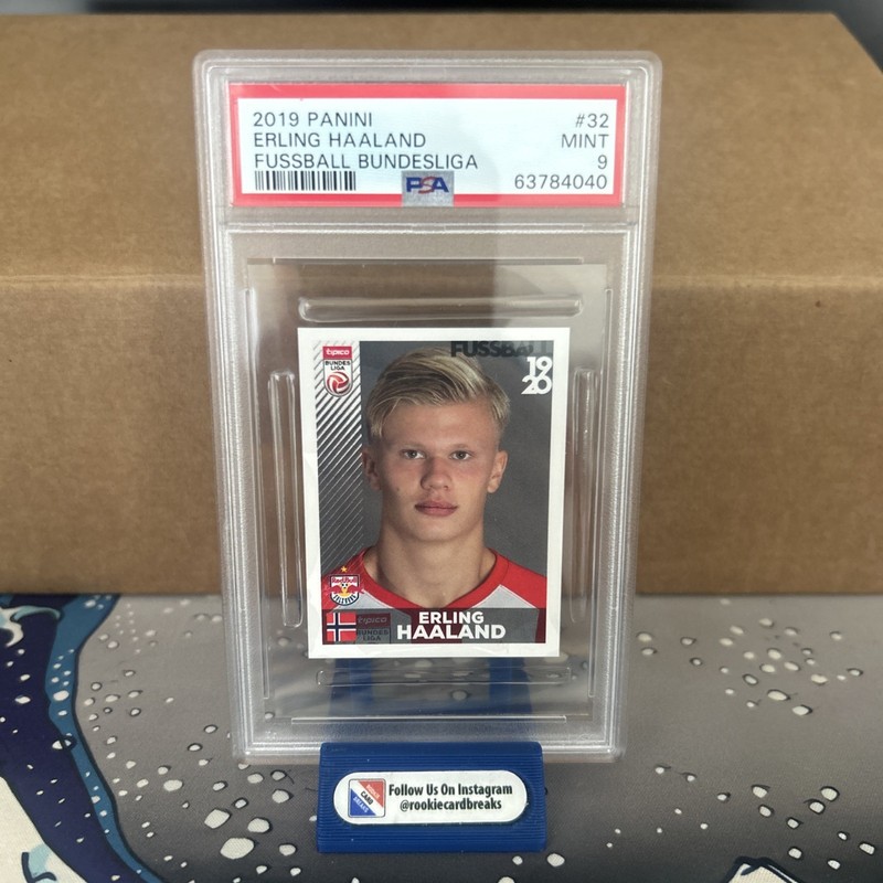 2019 Panini Fussball Bundesliga Soccer #32 Erling Haaland RC Rookie PSA 9