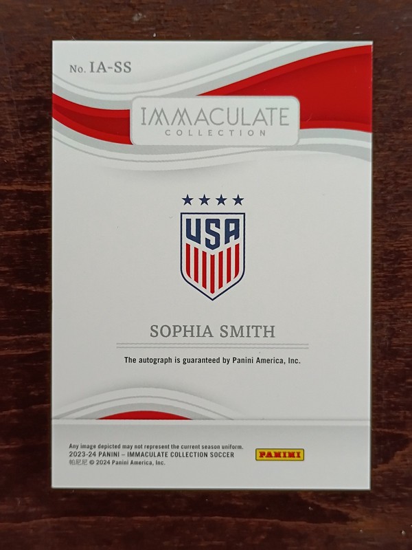 2023-24 Panini Immaculate #IA-SS Sophia Smith AUTO /99 view 2