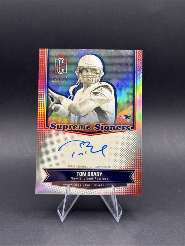 TOM BRADY 2025 TOPPS SIGNATURE CLASS ON CARD AUTO 25/25 REFRACTOR SS-TB