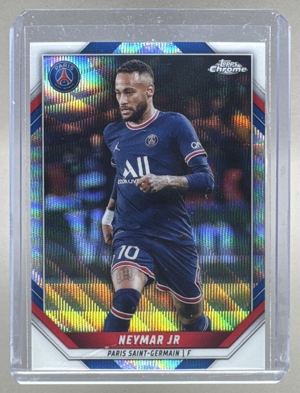 Neymar Jr 2021 Topps Chrome Paris Saint-Germain #15 Wave Refractor /45