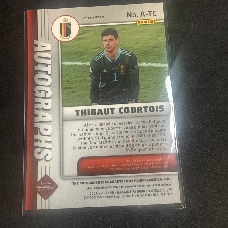 2021-22 Panini Prizm Mosaic Thibaut Courtois Auto Bx8f view 2