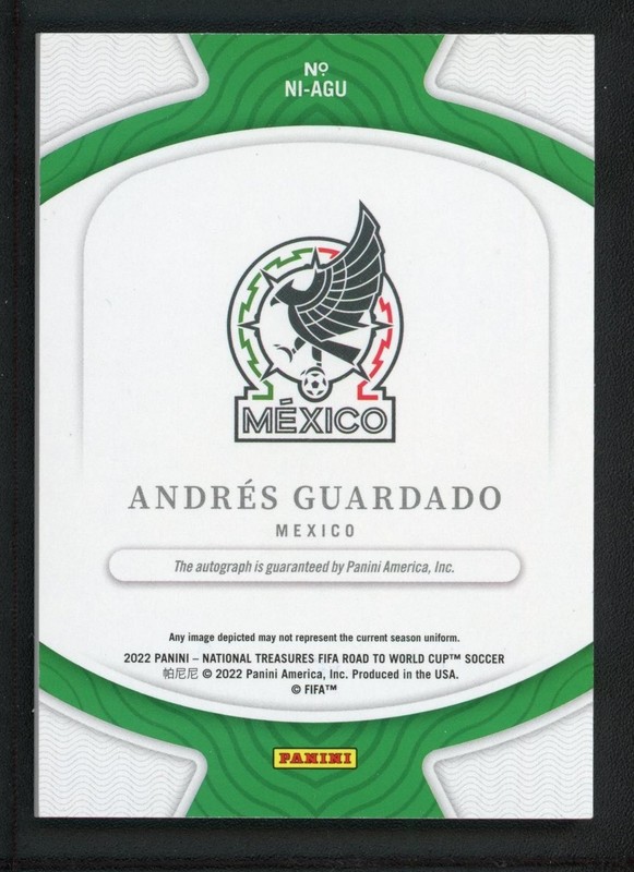 2022 ANDRES GUARDADO 51/99 AUTO PANINI NATIONAL TREASURES FIFA ROAD TO WORLD CUP view 2
