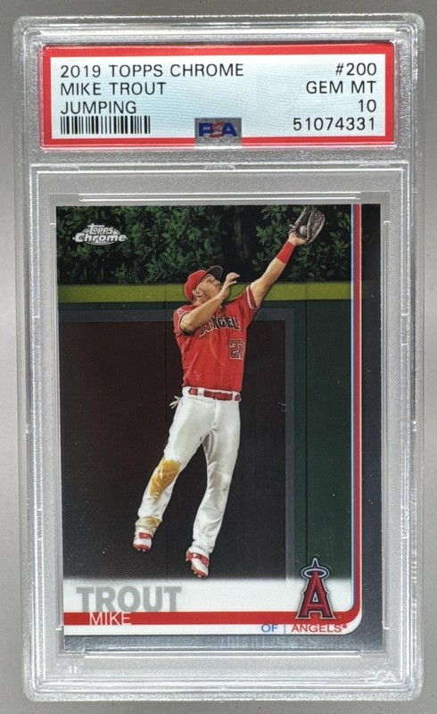 51074331 Mike Trout 2019 Topps Chrome #200 PSA 10