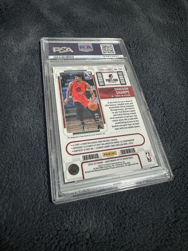 PSA 8 2022 Contenders Shaedon Sharpe Red Rookie Ticket Auto /99 view 2