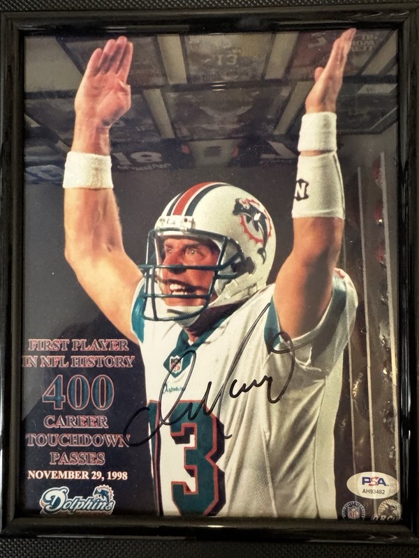 Dan Marino Autographed 8x10 Photo PSA