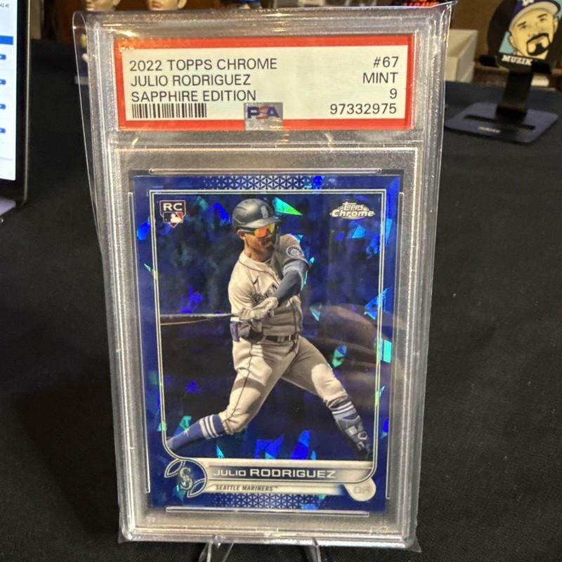 2022 Topps Chrome Sapphire Edition - Julio Rodriguez #67 (RC)