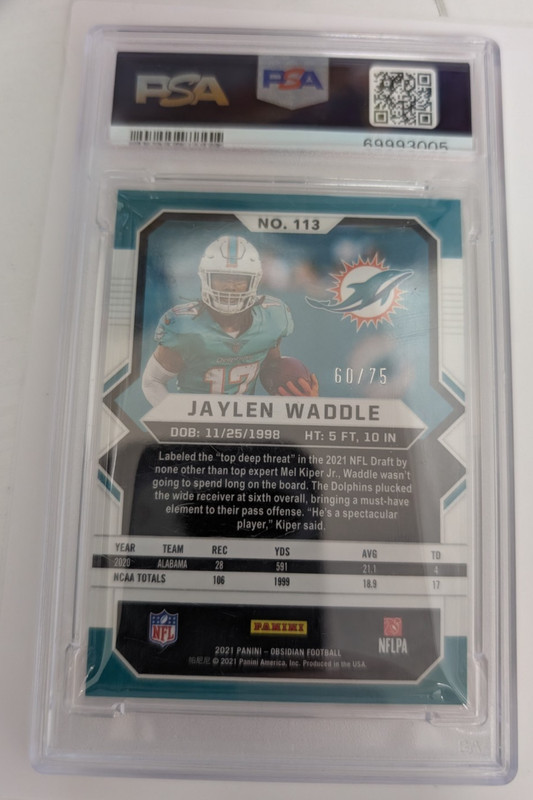 2021 Panini Obsidian Jaylen Waddle Electric Etch Orange /75 RC #113 PSA 9 view 2