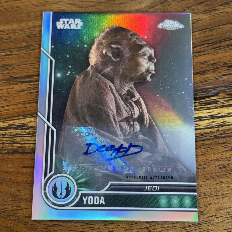 Deep Roy Yoda 2023 Topps Chrome Star Wars REFRACTOR AUTO Card Autograph #51 A
