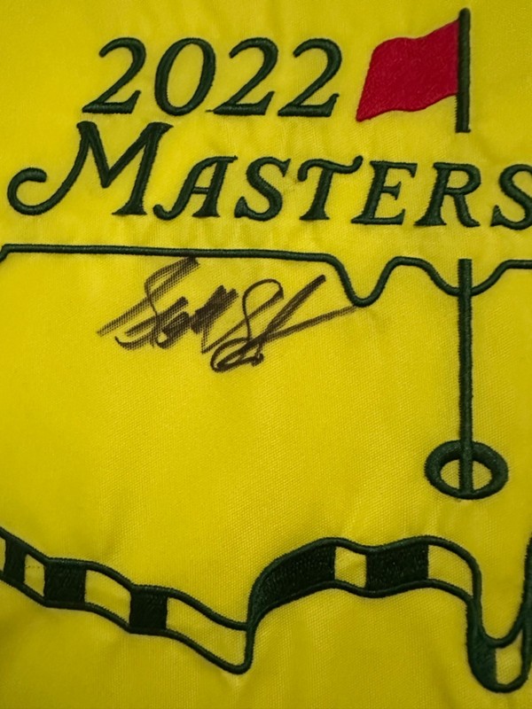 SCOTTIE SCHEFFLER  2022 Champion Masters Flag Signed Autographed   PSA CERTIFIED view 2