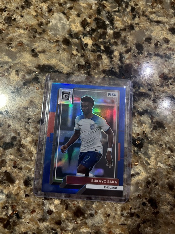 2022/23 Panini Donruss Optic FIFA Blue /99 Prizm Bukayo Saka Arsenal view 1