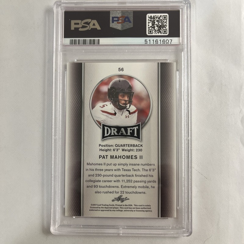 Pat Mahomes Gold  Rookie Card view 2