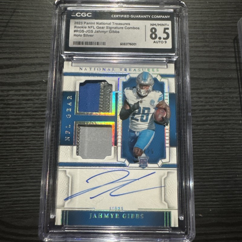 2023 National Treasures Jahmyr Gibbs Rookie Patch Auto /25  True RPA Lions