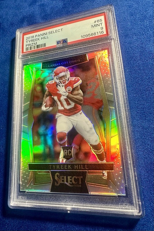2016 Panini Select Concourse Silver Prizm Tyreek Hill #65 PSA 9 MINT Rookie RC