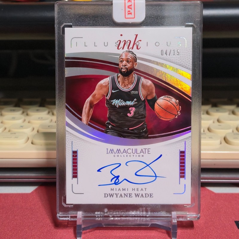Dwyane Wade 2024-25 Panini Immaculate Illustrious Ink On Card Auto 04/15