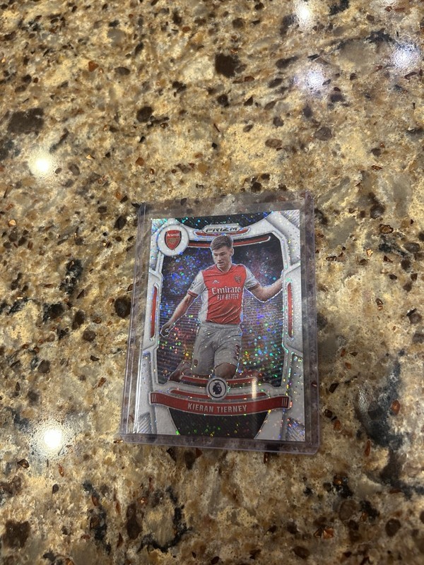 2021/22 Panini Prizm White Sparkle Arsenal SP Kieran Tierney