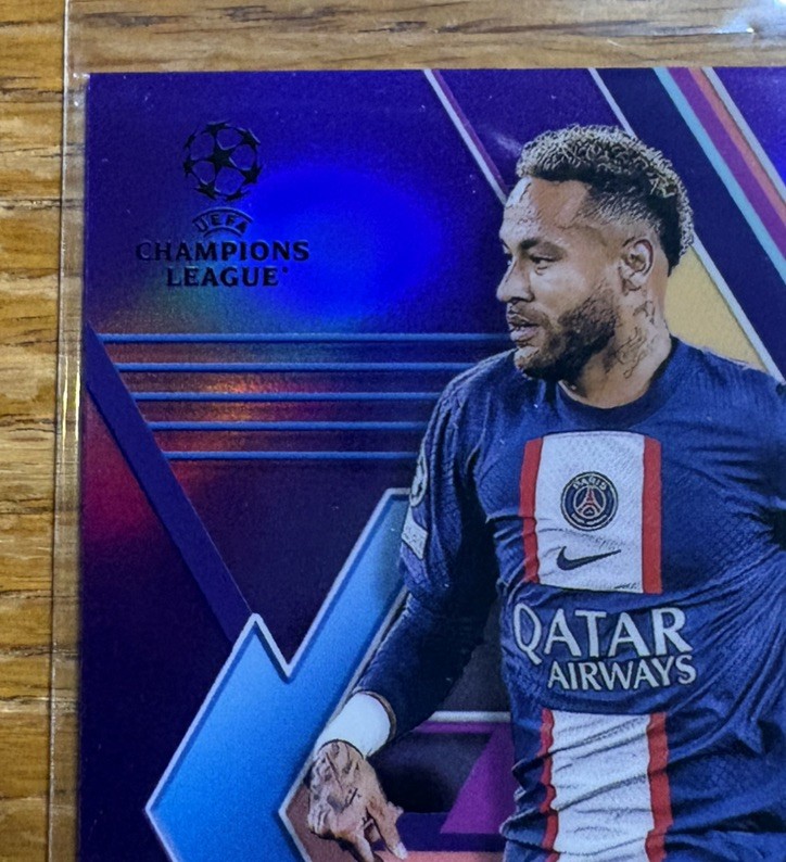 2022-23 Topps Finest UEFA Club Competitions - Neymar Jr #75 Purple 068/299 view 2