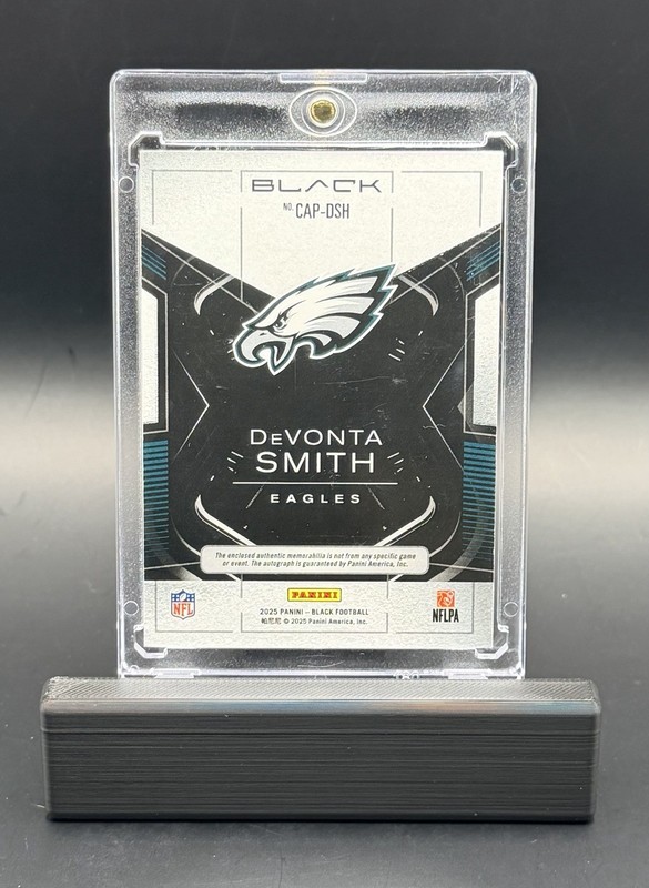 2025 Panini Black DeVONTA SMITH Capstones Quad Patch On Auto /25 🔥 view 2