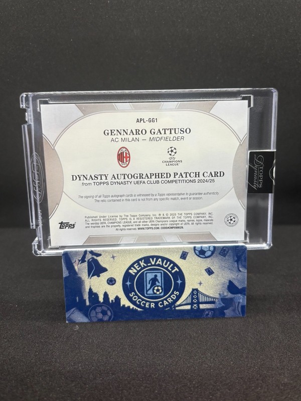 2025 Topps Dynasty Uefa Club Competitions Gennaro Gattuso Patch Auto /10 view 2