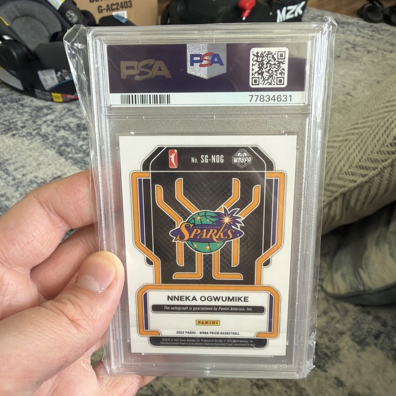 2022 Prizm WNBA Nneka Ogwumike Signature Auto PSA 6 view 2