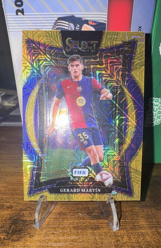 2024-25 Panini Select Fifa - Terrace Gerard Martin #6 Gold Prizm /10 (RC)