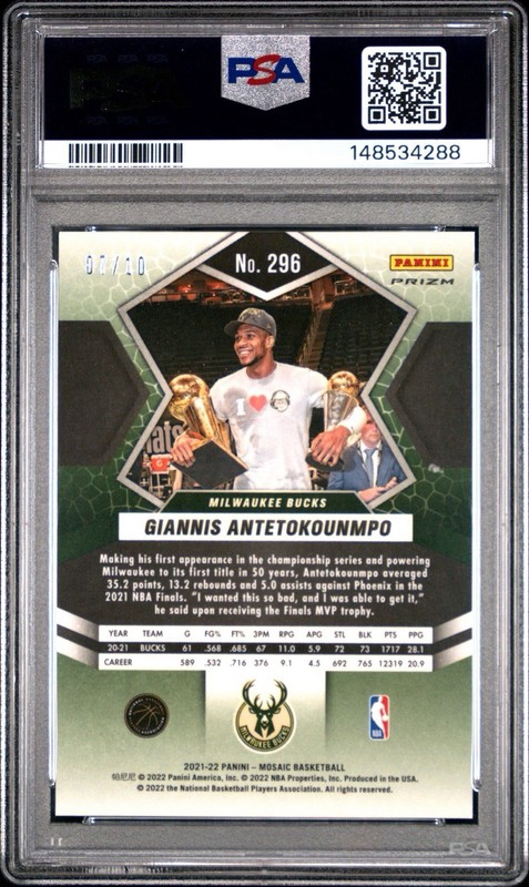 2021-22 Panini Mosaic - Giannis Antetokounmpo Fast Break Gold /10 PSA 9 Bucks view 2