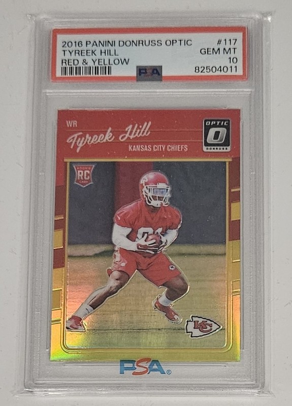 2016 Panini Donruss Optic Tyreek Hill Red & Yellow RC #117 PSA 10 Color Match