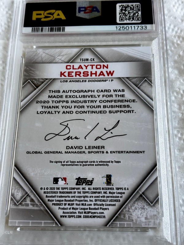 2020 Topps Industry Conf. Clayton Kershaw Autographs - GOLD PSA 10 view 2