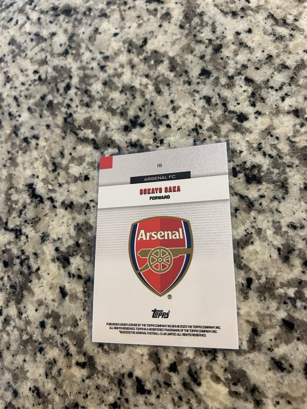 2025/26 Topps Arsenal Team Set Black /10 Bukayo Saka England view 2