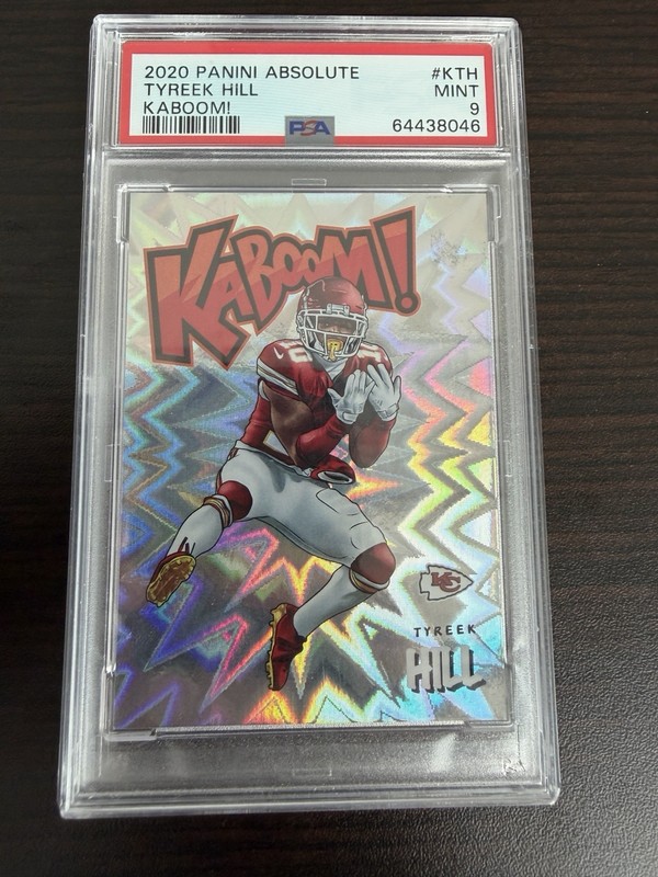 2020 Panini Absolute - Kaboom! Tyreek Hill #K-12 PSA 9