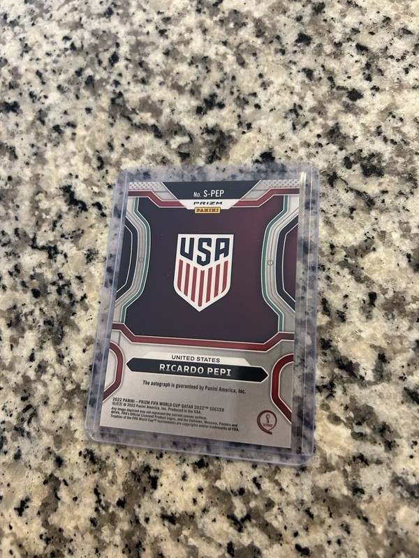2022 Panini Prizm World Cup Choice Ricardo Pepi Auto Autograph RC USMNT Rookie view 2