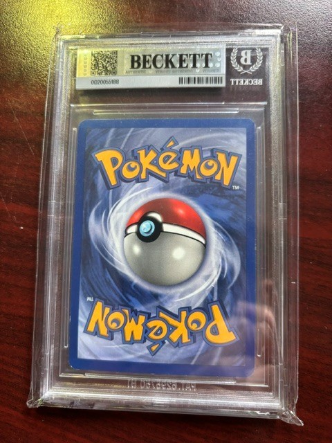 1999 BASE UNLIMITED #10 MEWTWO HOLO BGS 8 view 2
