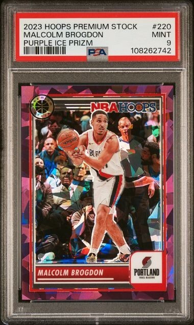 2023 Hoops Premium Stock Malcolm Brogdon #'d/149 PURPLE ICE #220 PSA 9 MINT