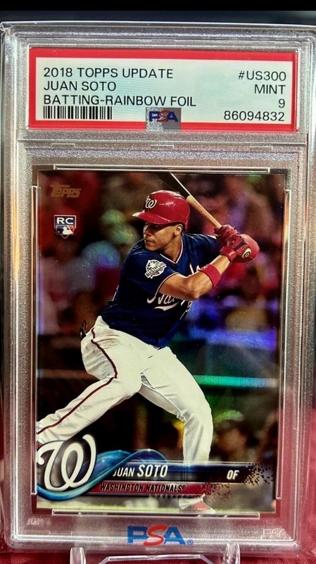 2018 TOPPS UPDATE RAINBOW FOIL #US300 JUAN SOTO RC PSA 9
