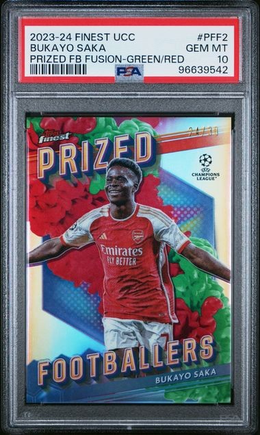 PSA 10 - Bukayo Saka 24/30 2023-24 PFF2 Topps Prized Footballer Green/Red - Foot