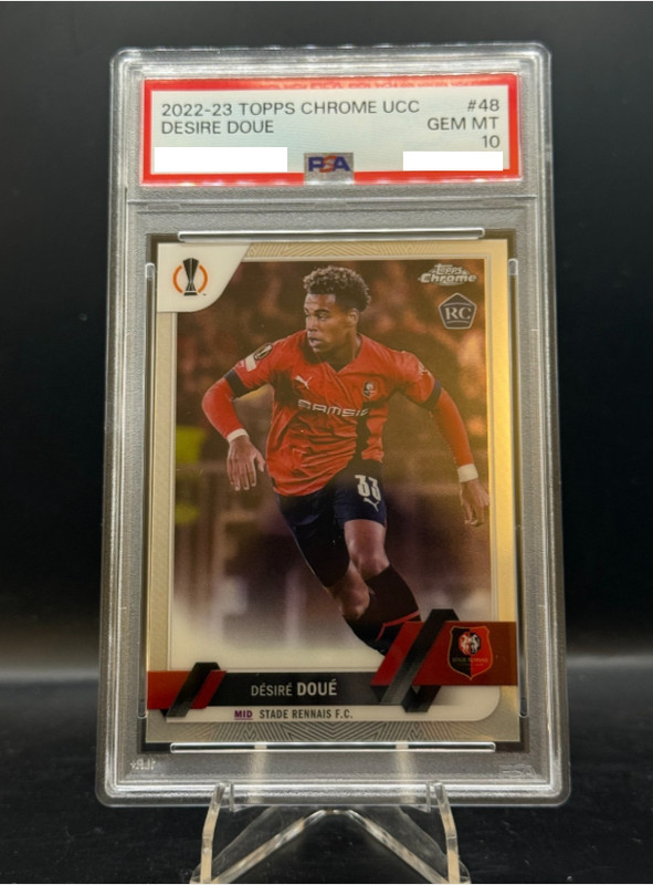 2022-23 Topps Chrome UEFA UCC - Desire Doue #48 (RC) - PSG PSA 10
