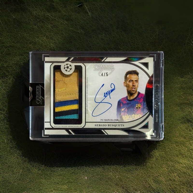 2024-25 Topps Dynasty Barcelona Sergio Busquets On Card Auto Match Worn Patch /5