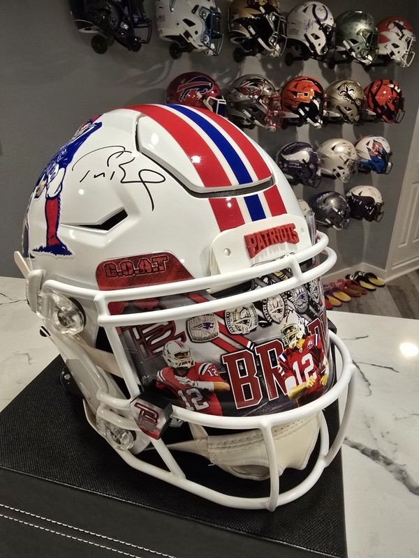 Tom Brady Signed NE Patriots Throwback Speed Flex Authentic Helmet Fanatics Auto