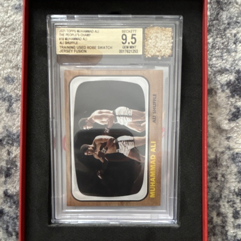 2021 Topps Muhammad Ali #18 Training Used Robe Jersey Fusion BGS 9.5