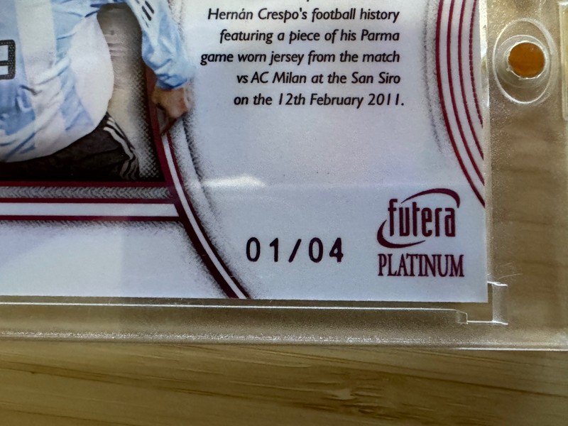 Hernan Crespo 01/04 Futera Platinum Masters Of The Game Match Worn Jersey view 2