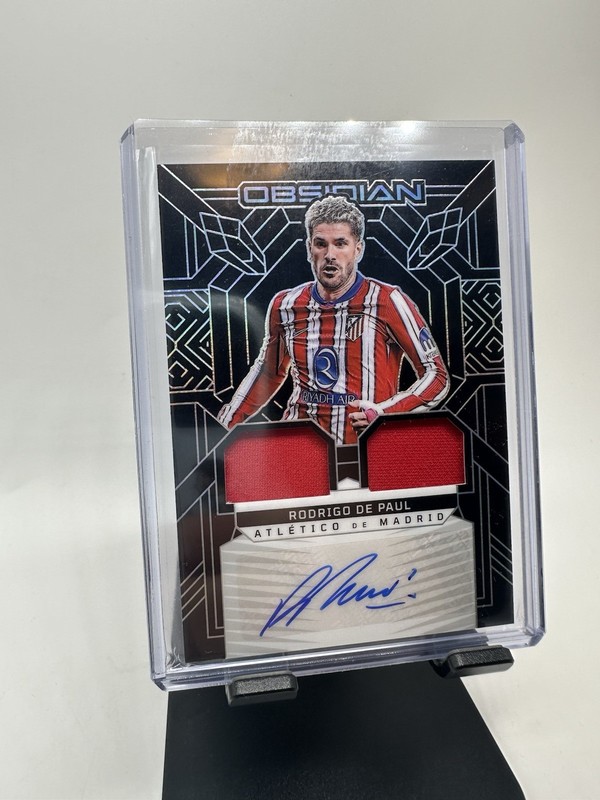 2024-25 Panini Obsidian Soccer Rodrigo De Paul Argentina Auto Inter Miami Messi view 2