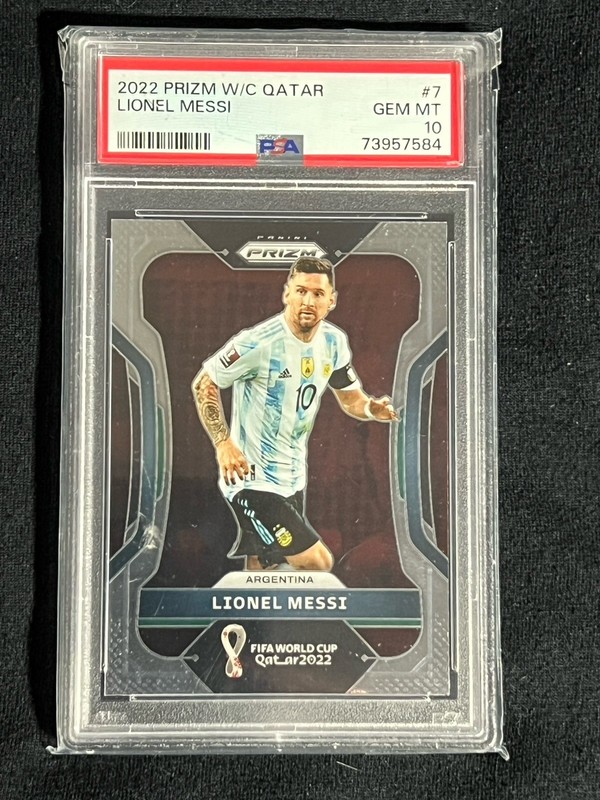 2022 Panini Prizm World Cup Qatar Lionel Messi (#7) PSA 10