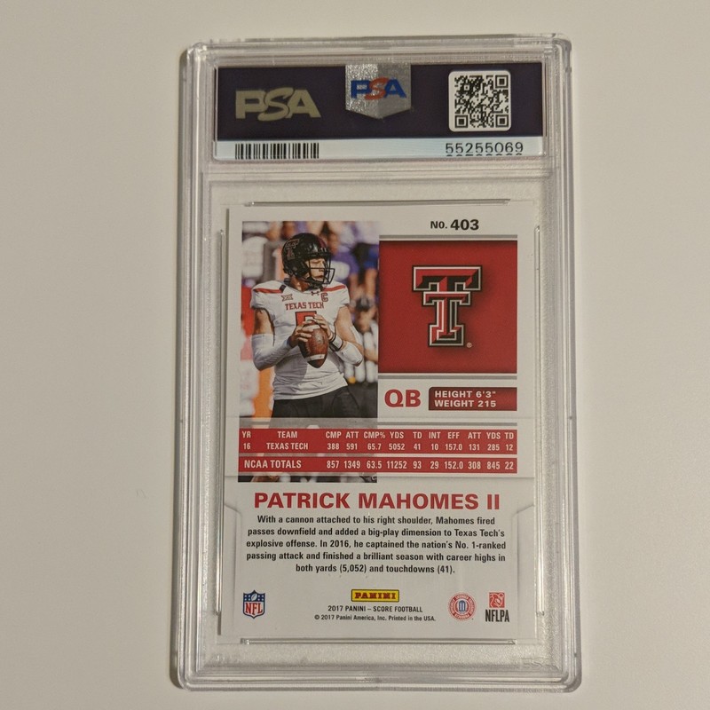 Panini 2017 Score Patrick Mahomes II #403 Rookie PSA 9 Texas Tech Football view 2