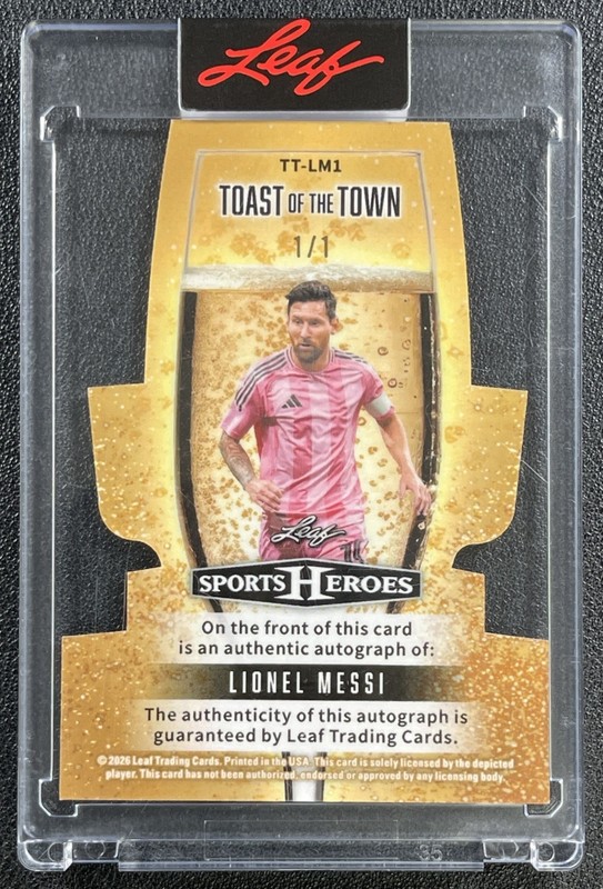 LIONEL MESSI 2026 LEAF SPORTS HEROES TOAST OF THE TOWN PRISMATIC GOLD AUTO 1/1 view 2
