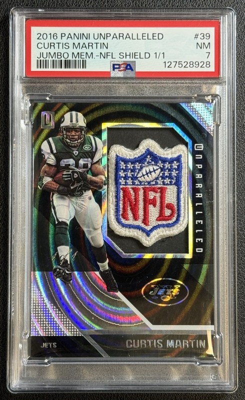 CURTIS MARTIN PSA 7 2016 PANINI UNPARALLELED #39 JUMBO GU NFL SHIELD PATCH 1/1